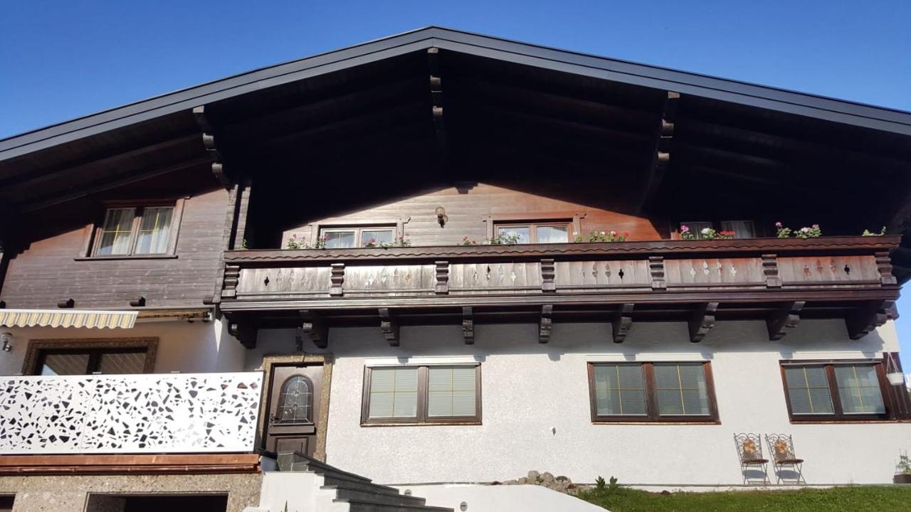 Appartement Leh 애나버그임라메탈 외부 사진